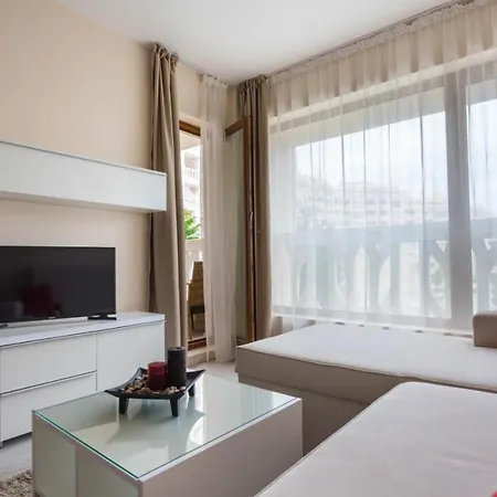 Stoyanov South Bay -